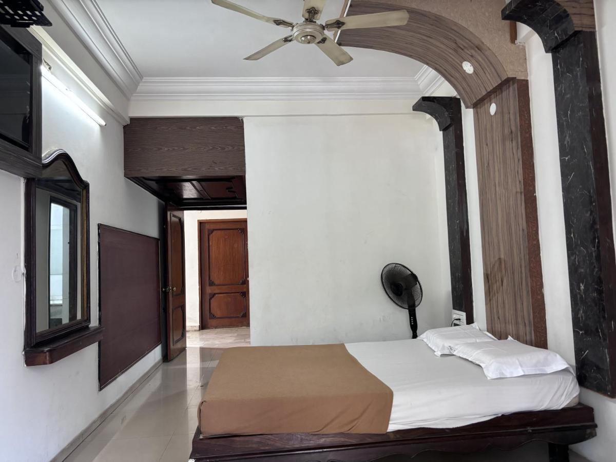 Hotel Raj Empire Maisur Dış mekan fotoğraf