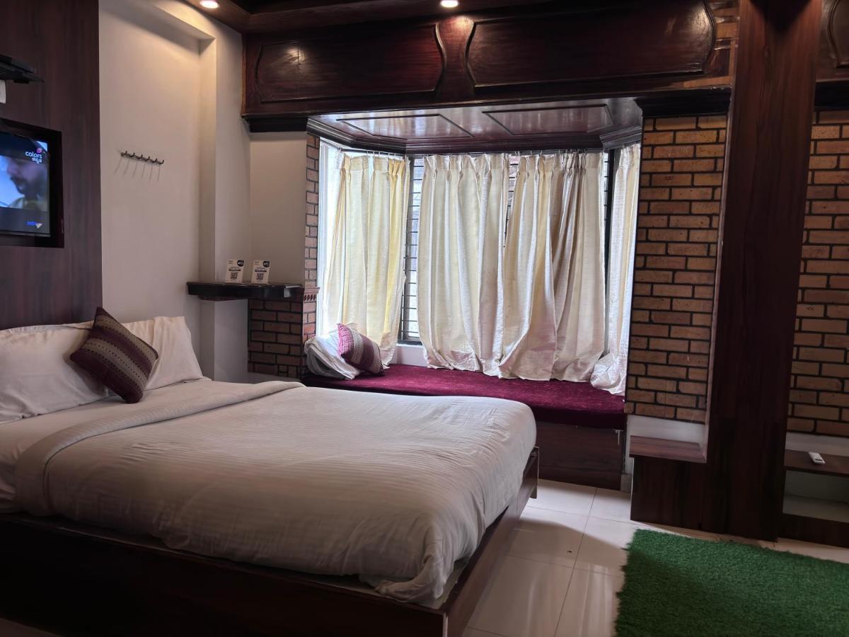 Hotel Raj Empire Maisur Dış mekan fotoğraf
