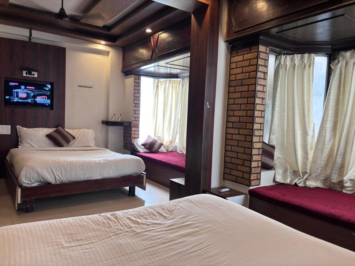 Hotel Raj Empire Maisur Dış mekan fotoğraf